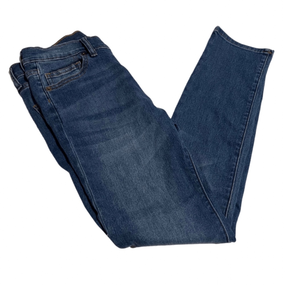 Medium-wash Straight-leg Jeans